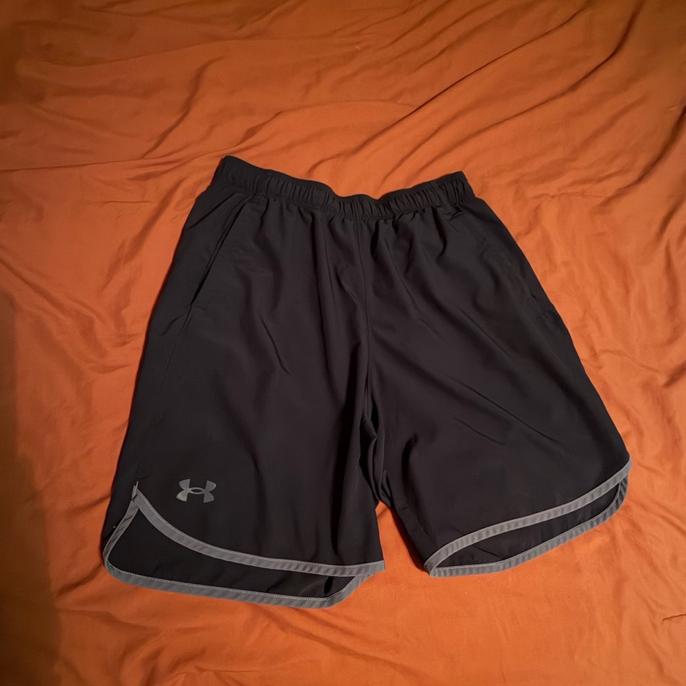 Under Armour Men's Charcoal Gray Athletic Shorts